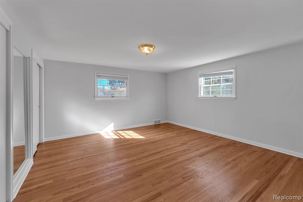 4265 Pine Tree Trail, Bloomfield Hills, MI 48302 — Photo 20