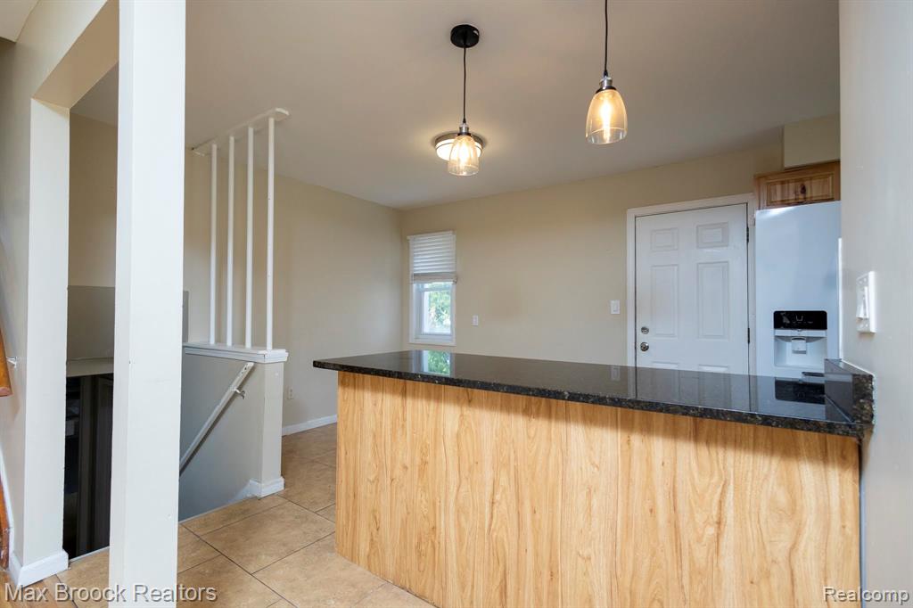 4829 WOLGAST Drive, Warren, MI 48092 — Photo 14