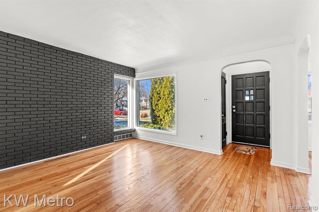 9827 APPLETON, Redford, MI 48239 — Photo 12