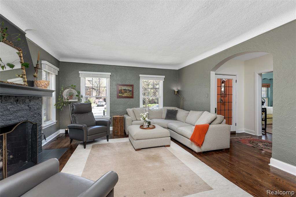 18221 Muirland Rd, Detroit, MI 48221 — Photo 5