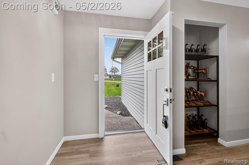 2264 Crane Road, Fenton, MI 48430 — Photo 10