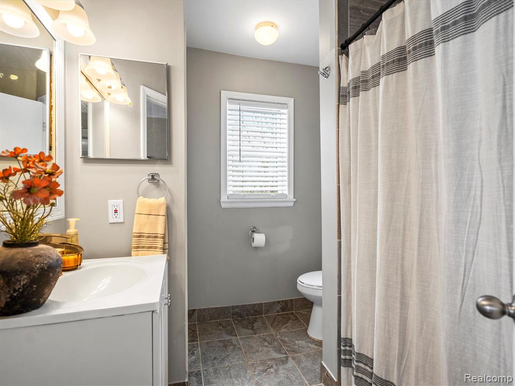 71271 MCVICAR Road, Bruce, MI 48065 — Photo 12