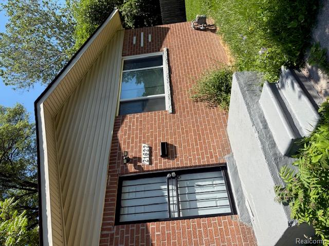 21622 Santa Clara