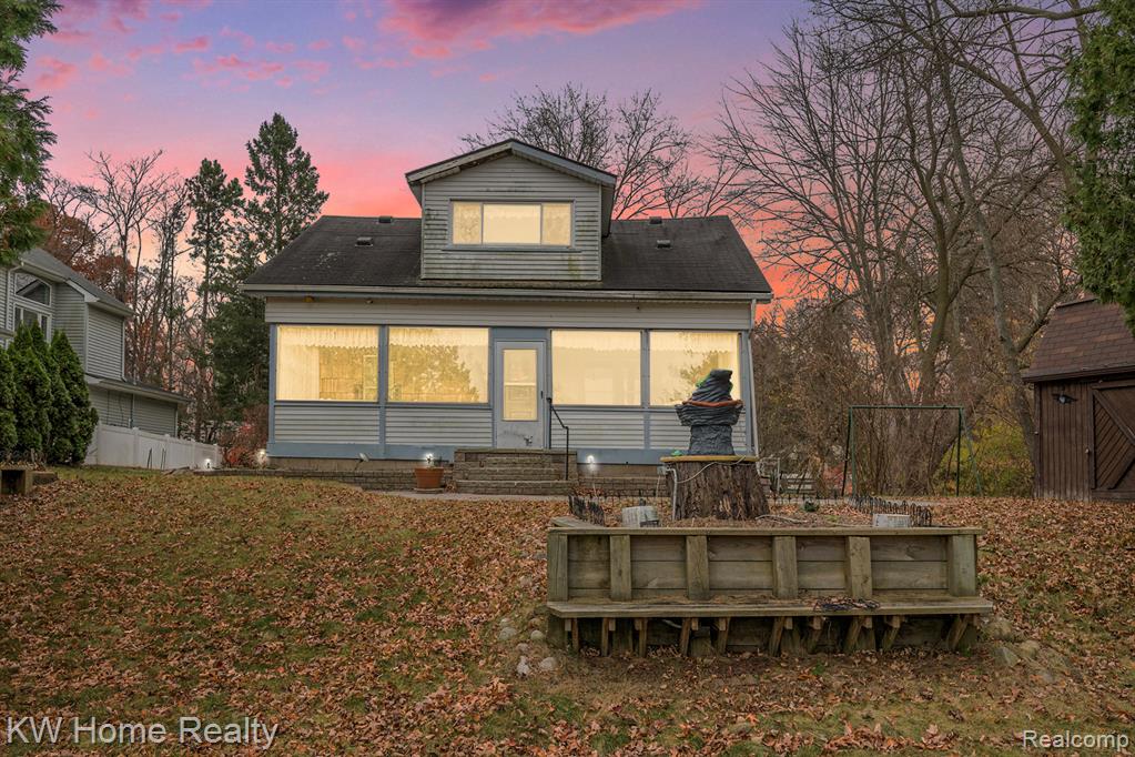 9630 Round Lake Boulevard, White Lake, MI — front exterior