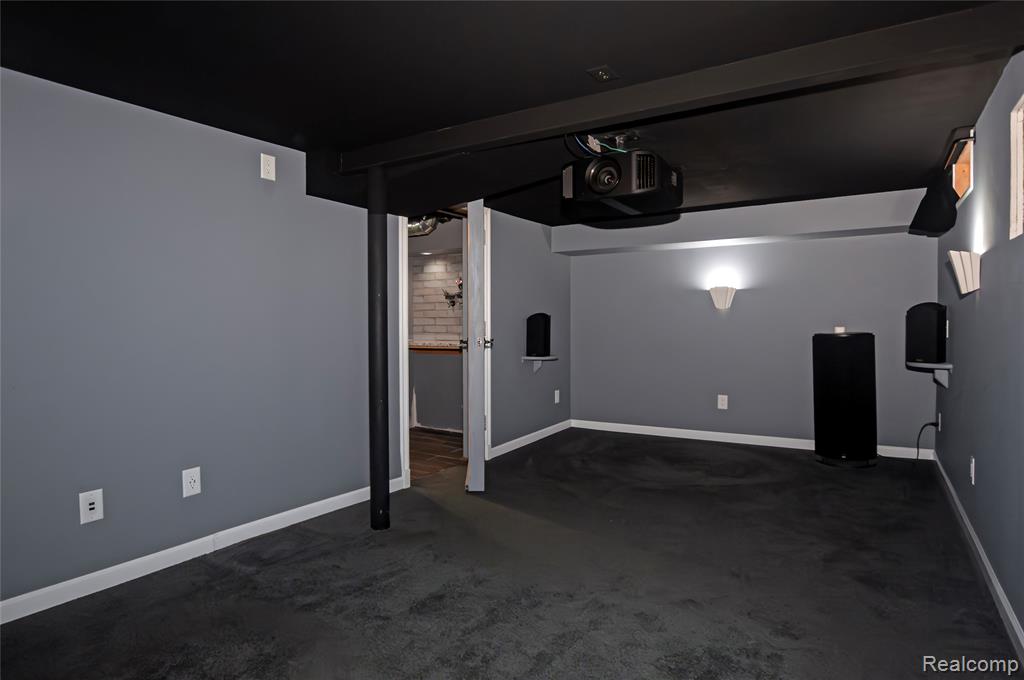 802 Catalpa Drive, Royal Oak, MI 48067 — Photo 19