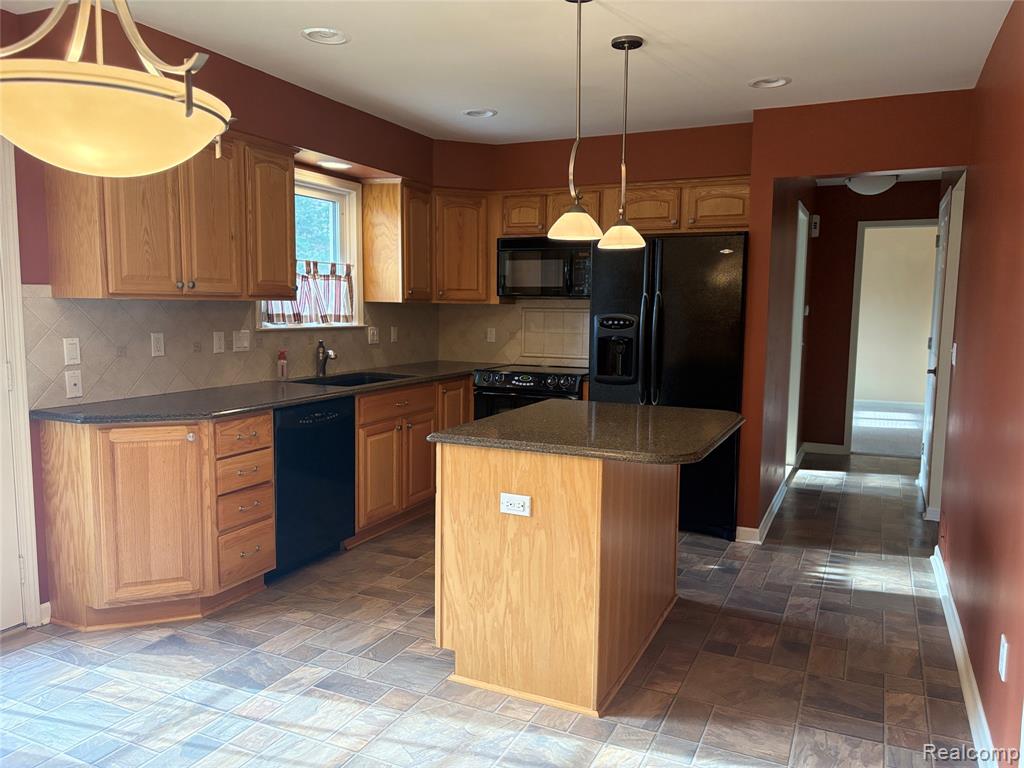 45289 Rudgate Road, Canton, MI 48188 — Photo 11
