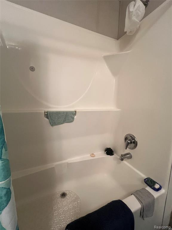 52930 Van Buren Court, Chesterfield, MI — Photo 15