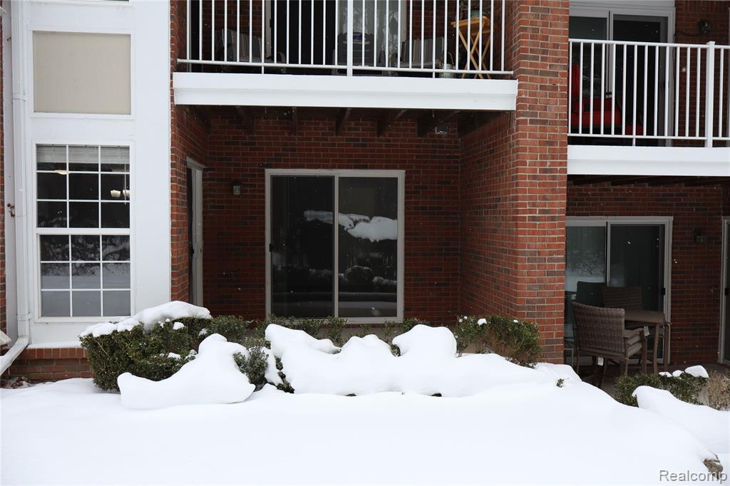 44843 MARIGOLD Drive, Sterling Heights, MI 48314 — Photo 2