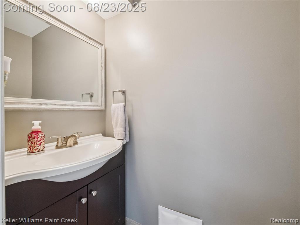 751 Kirts Boulevard, Troy, MI 48084 — Photo 21