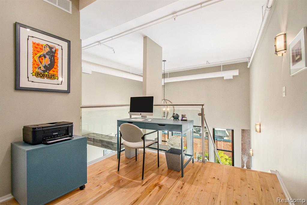 101 W Liberty Street, 320, Ann Arbor, MI 48104 — Photo 17