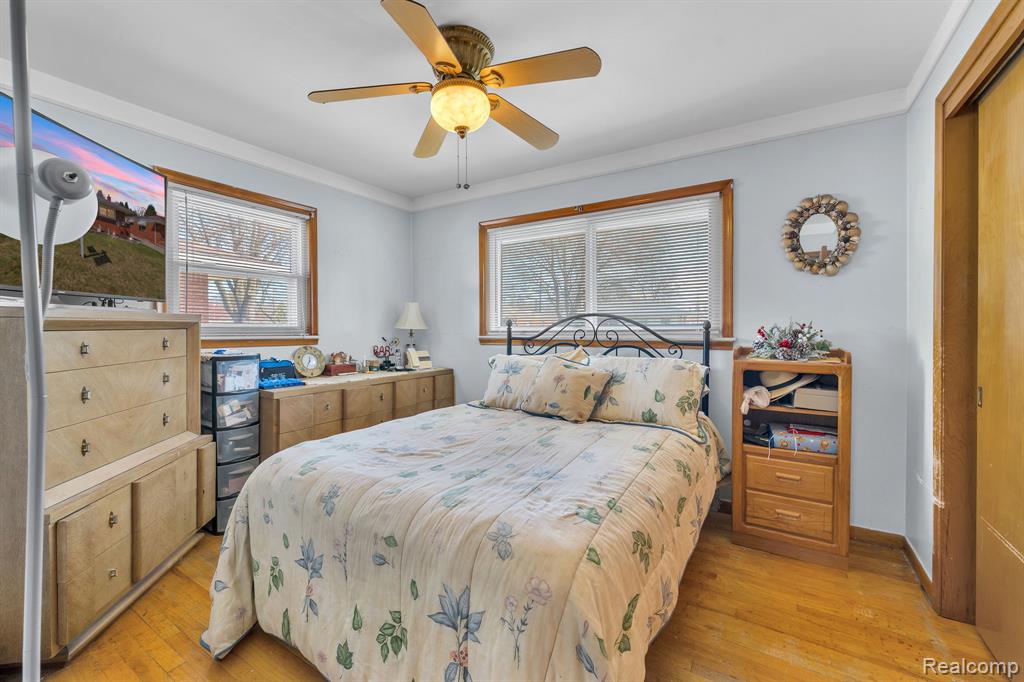 8701 Glengary Street, Dearborn Heights, MI 48127 — Photo 14