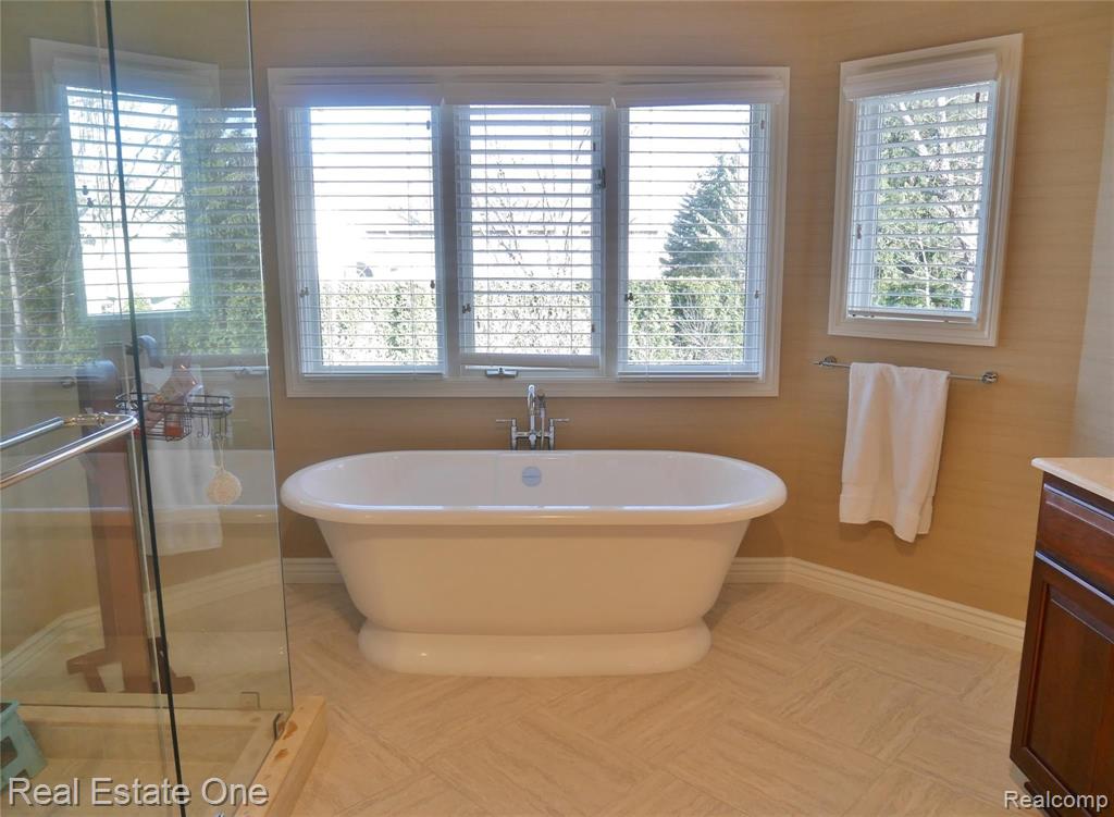 5846 CLEARVIEW Drive, Troy, MI 48098 — Photo 26