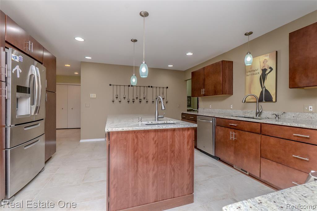 4575 Fairway Court, Waterford, MI 48328 — Photo 42