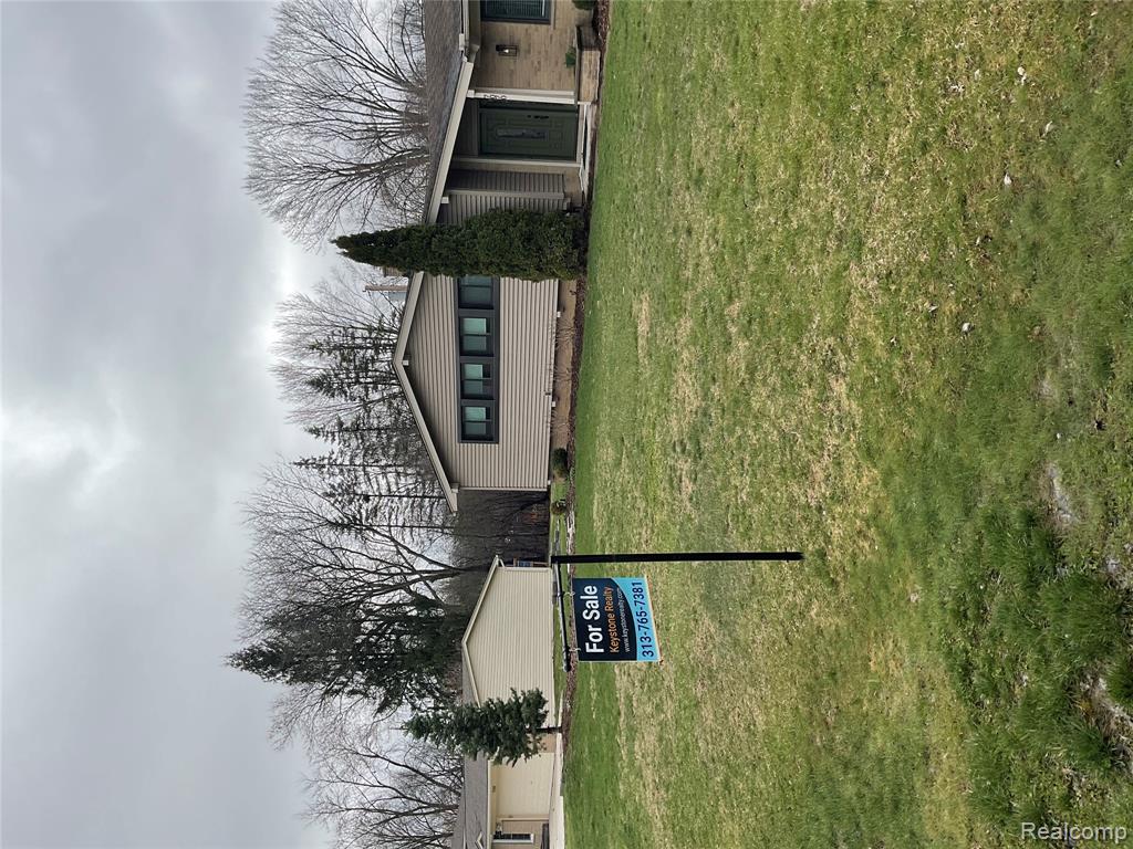 7070 Riverstone Road, West Bloomfield, MI — Photo 33