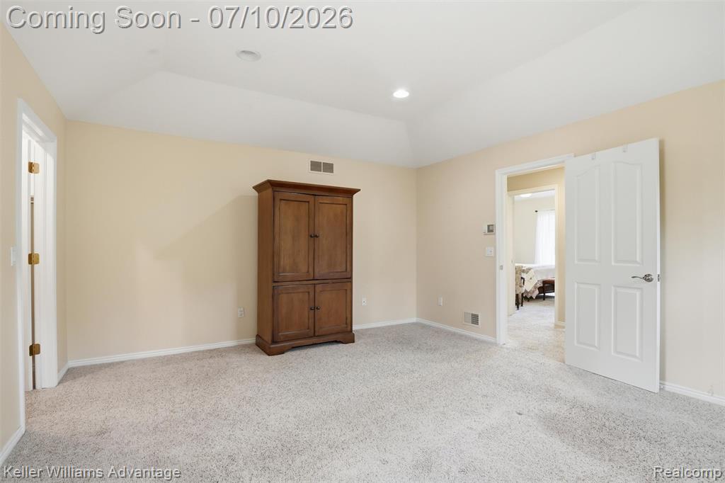 9722 Sunnywood Trail, South Lyon, MI 48178 — Photo 33