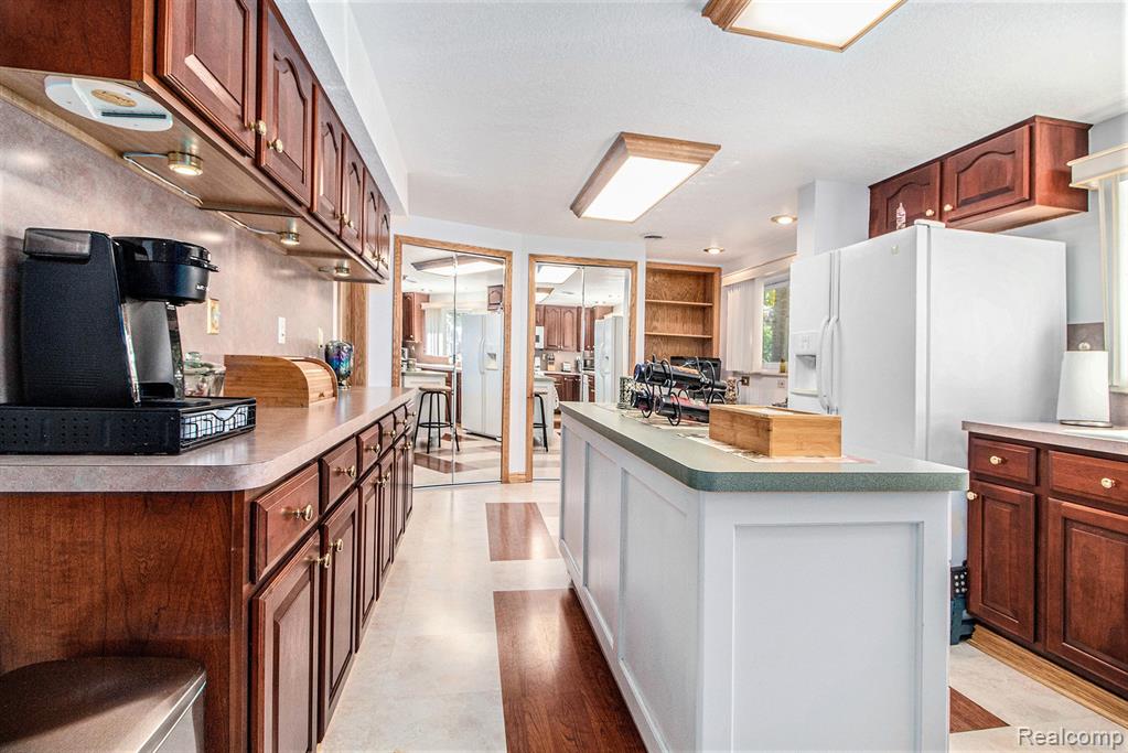 23234 Candace Drive, Rockwood, MI — Photo 11