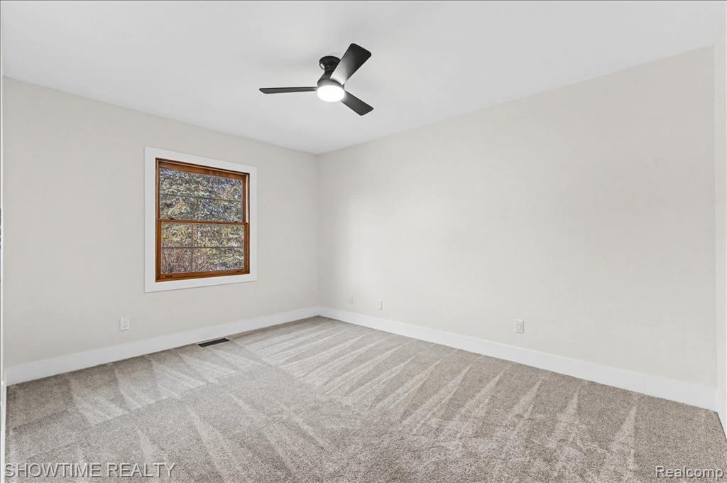 5688 Tequesta Court, West Bloomfield, MI 48323 — Photo 28