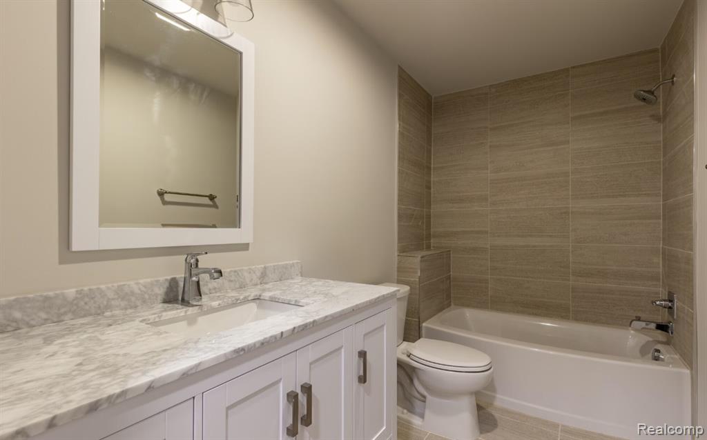4308 Navin Field Lane, Troy, MI 48085 — Photo 17