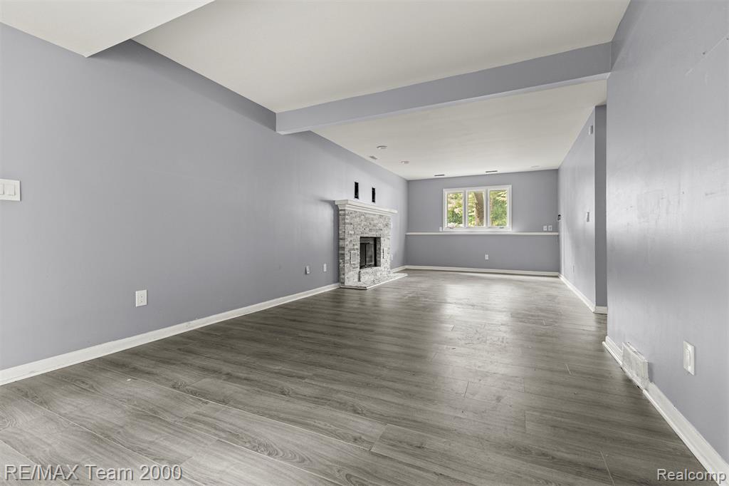 5445 Pine View Drive, Ypsilanti, MI 48197 — Photo 19