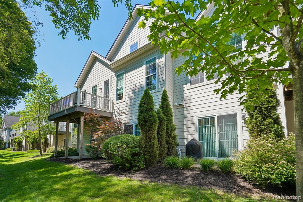 42832 Cardinal Way, Novi, MI — Photo 45