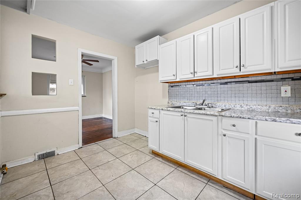 7487 W Outer Drive, Detroit, MI 48235 — Photo 12