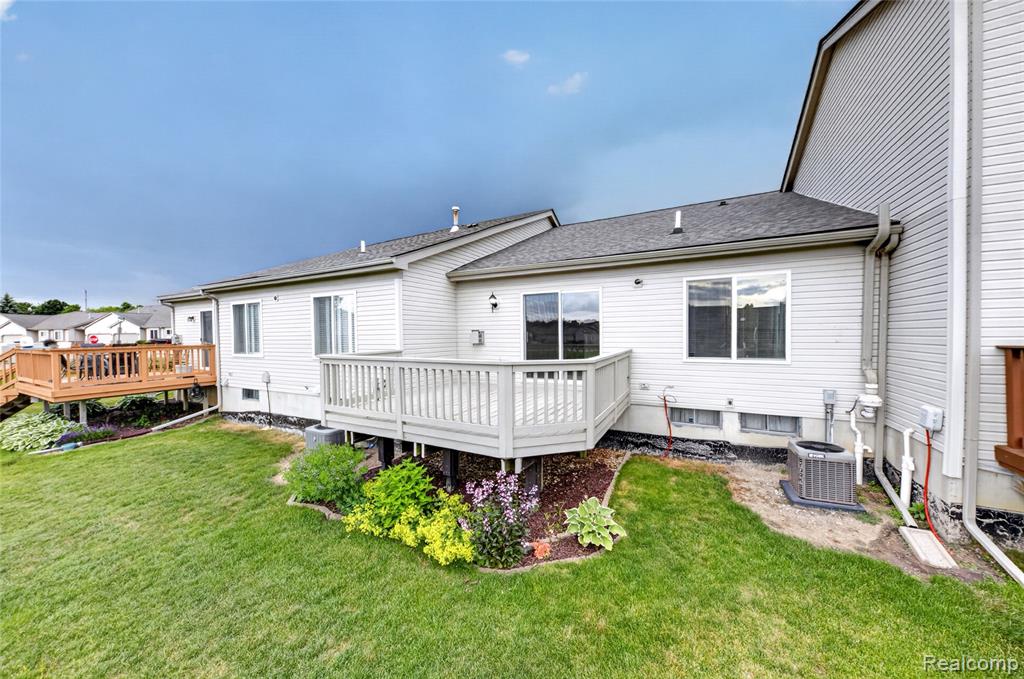 4003 Murray Street, Grand Blanc, MI 48439 — Photo 4