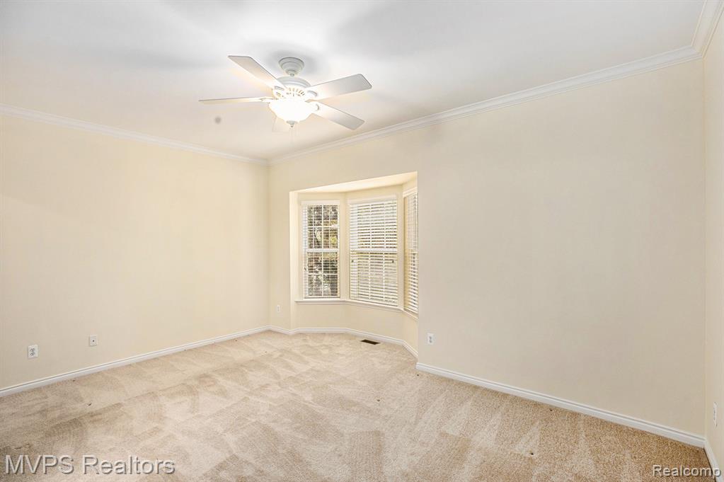 42640 Park Cresent Drive, Sterling Heights, MI 48313 — Photo 11