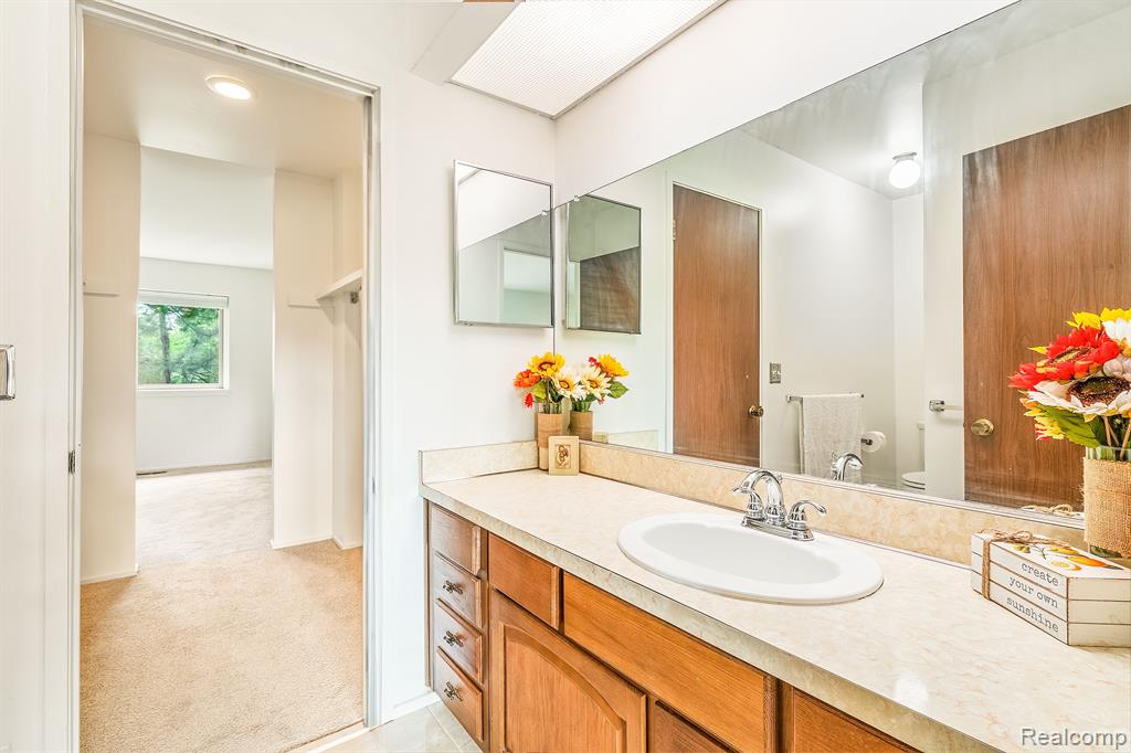 2109 PAULINE CT, Ann Arbor, MI 48103 — Photo 21