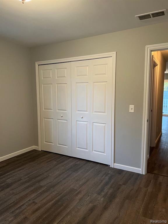 415 RAILROAD Street, Howell, MI 48843 — Photo 23