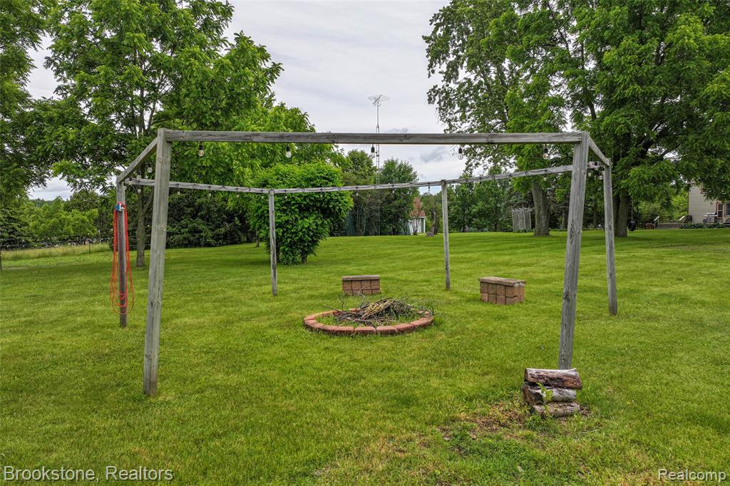 12152 Hoisington Road N, Gaines Vlg, MI 48436 — Photo 19