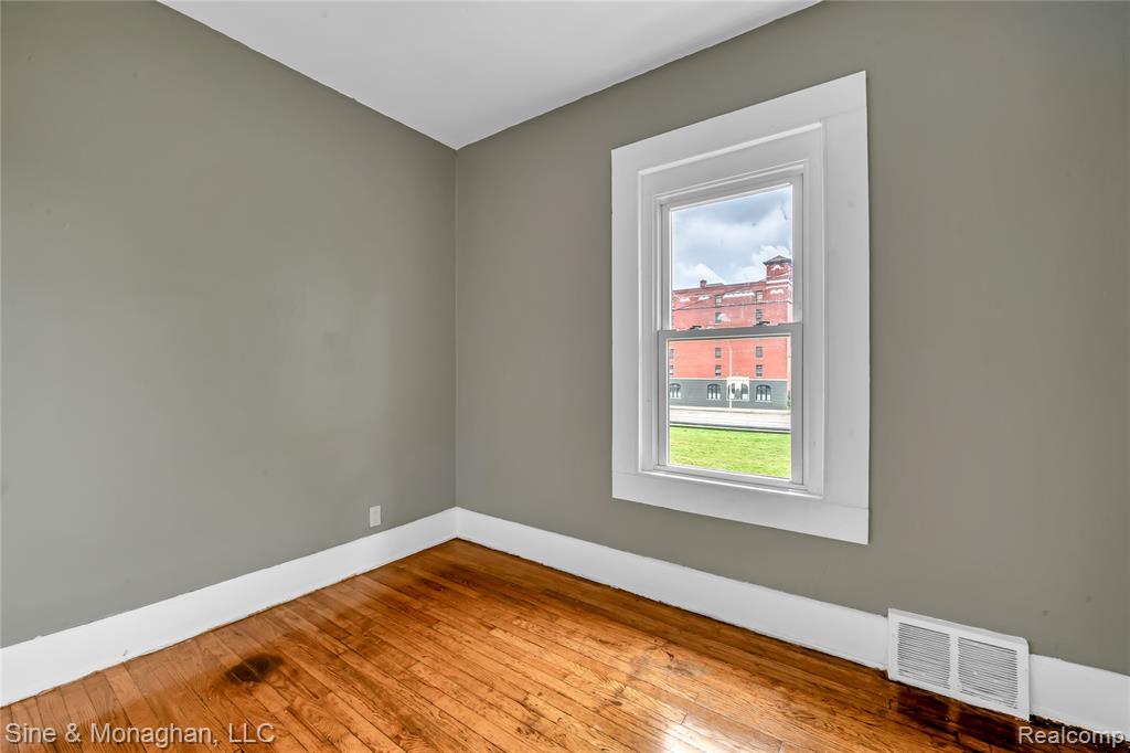 8790 Kimberly Court, Detroit, MI 48204 — Photo 12