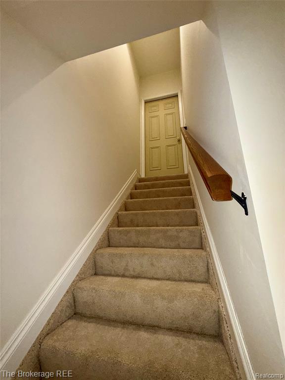 12088 Pinebrook Lane, South Lyon, MI 48178 — Photo 54