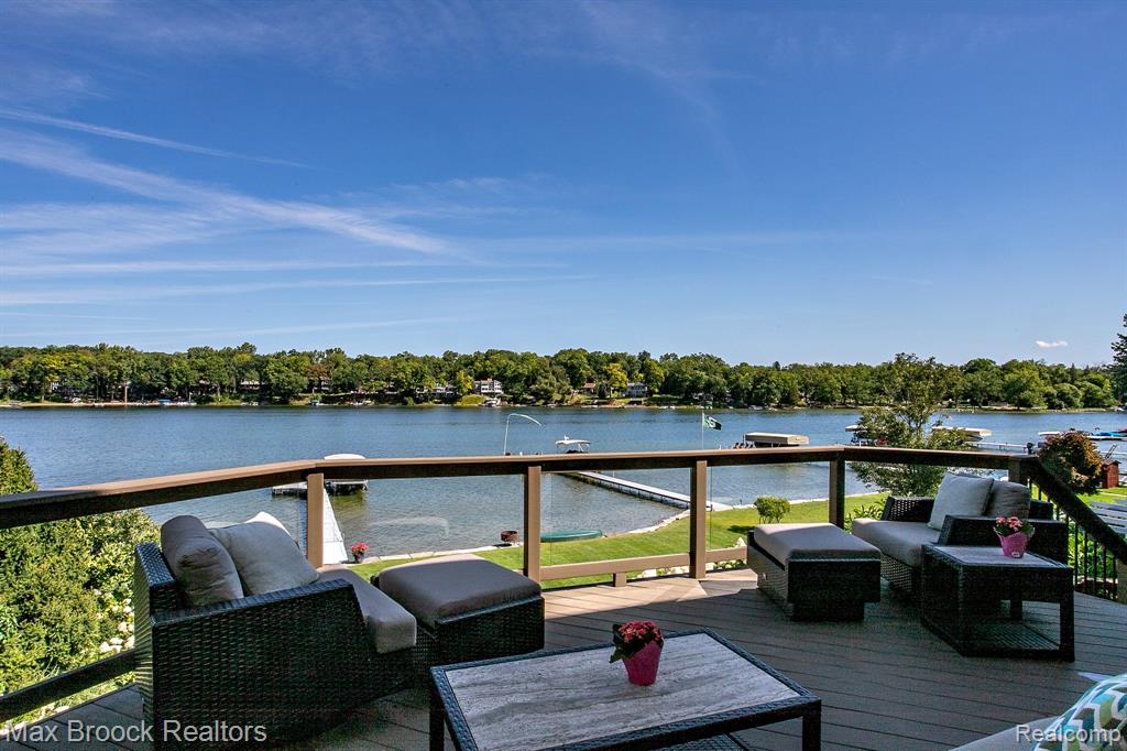 7080 Colony Drive, West Bloomfield, MI 48323 — Photo 25