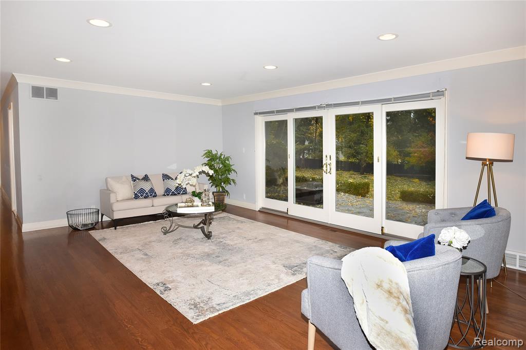 6727 Lahser Road, Bloomfield Hills, MI 48301 — Photo 5