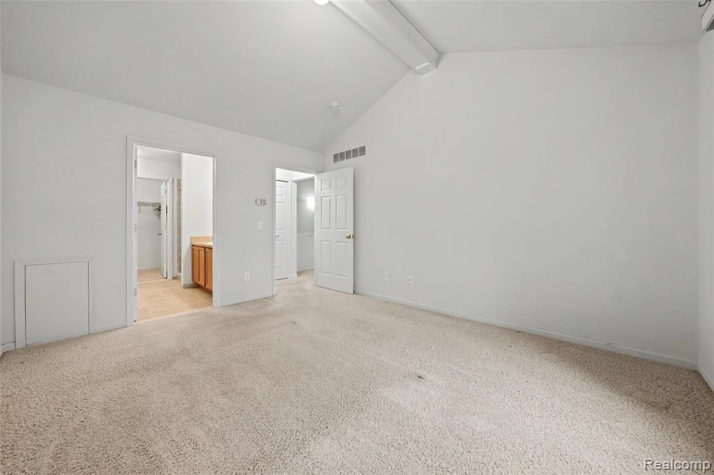 45467 Coachfort Drive, Macomb, MI 48044 — Photo 18
