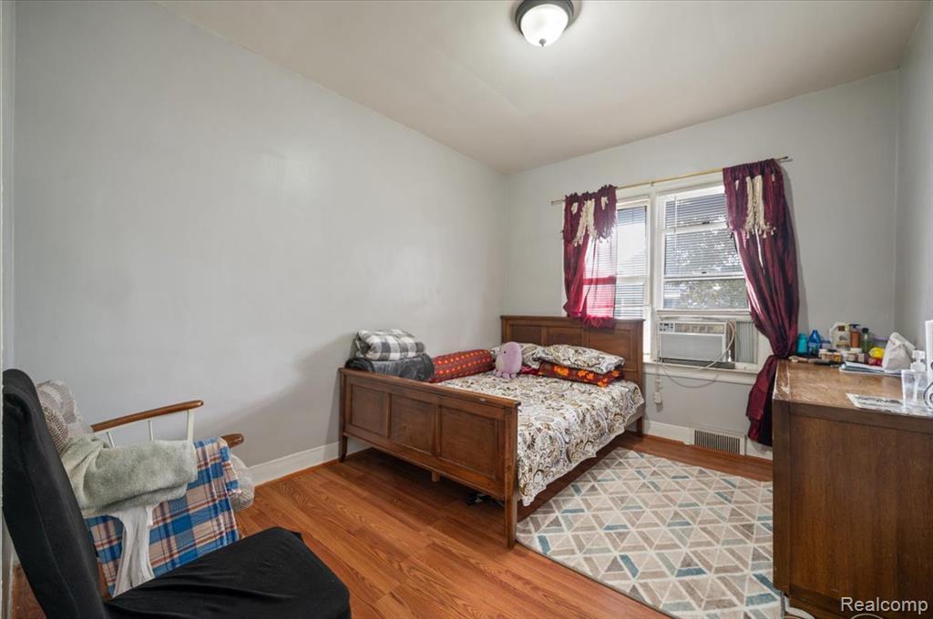 12660 Gallagher Street, Detroit, MI 48212 — Photo 13