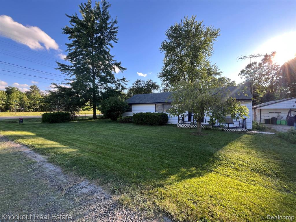 7151 Estrelle Avenue, Mount Morris, MI 48458