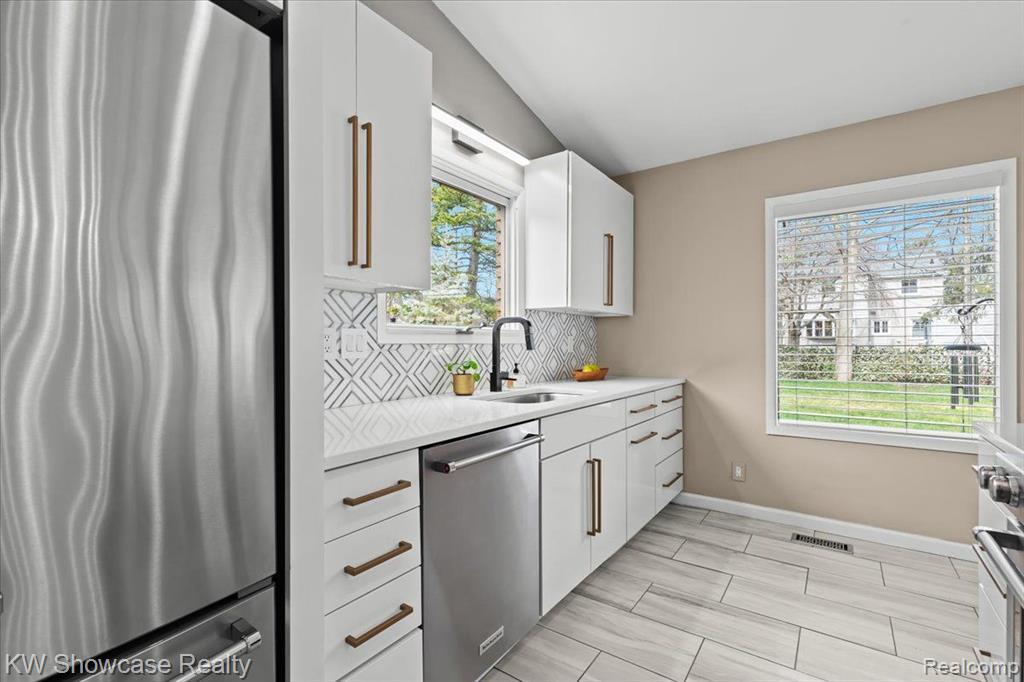 4122 N FULTON, Royal Oak, MI 48073 — Photo 11