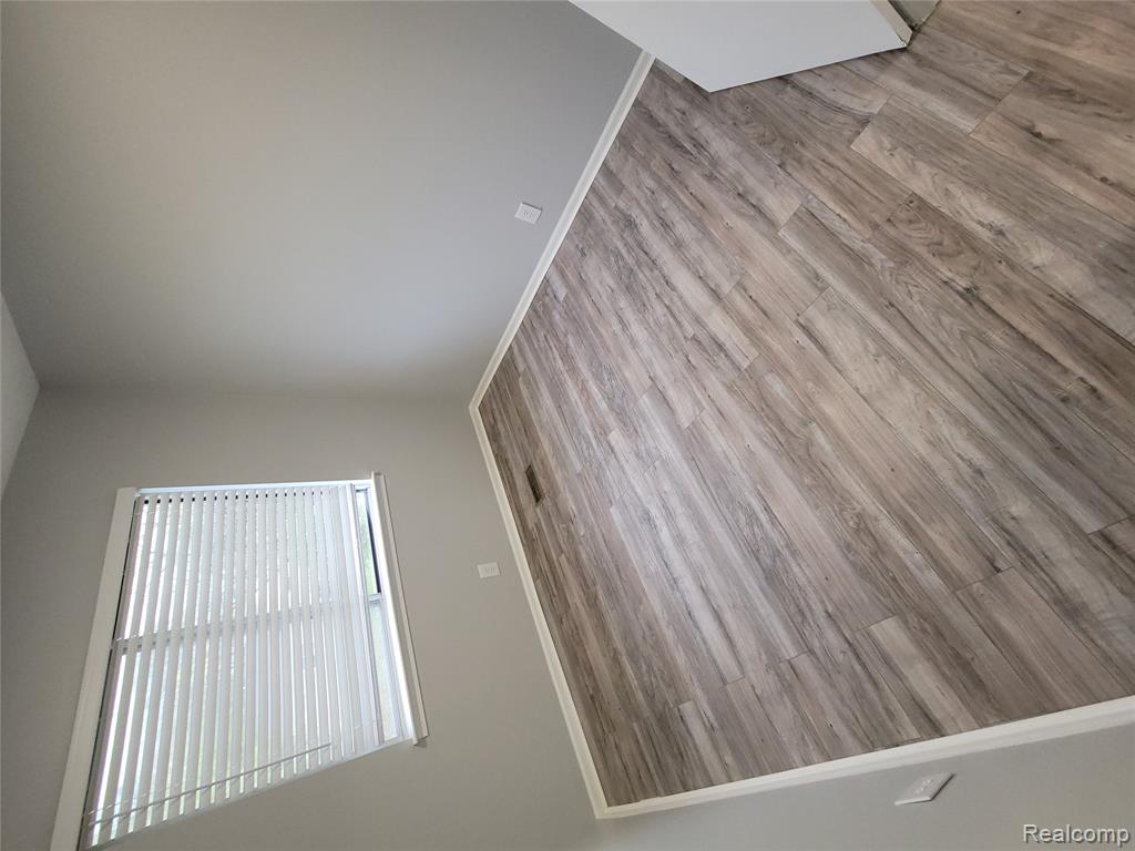 5858 Niles Drive, Troy, MI 48098 — Photo 16