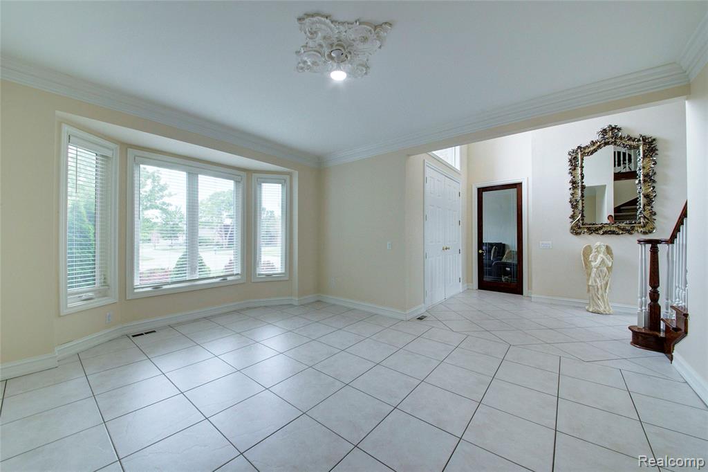 4935 Maceri Circle, Sterling Heights, MI 48314 — Photo 12