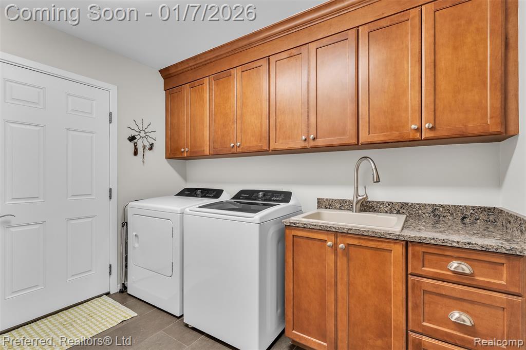 13684 Eaton Drive, Plymouth, MI 48170 — Photo 35