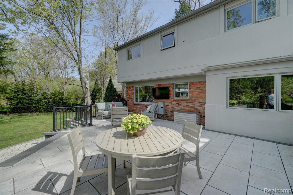 19341 Devonshire Street, Beverly Hills, MI 48025 — Photo 20