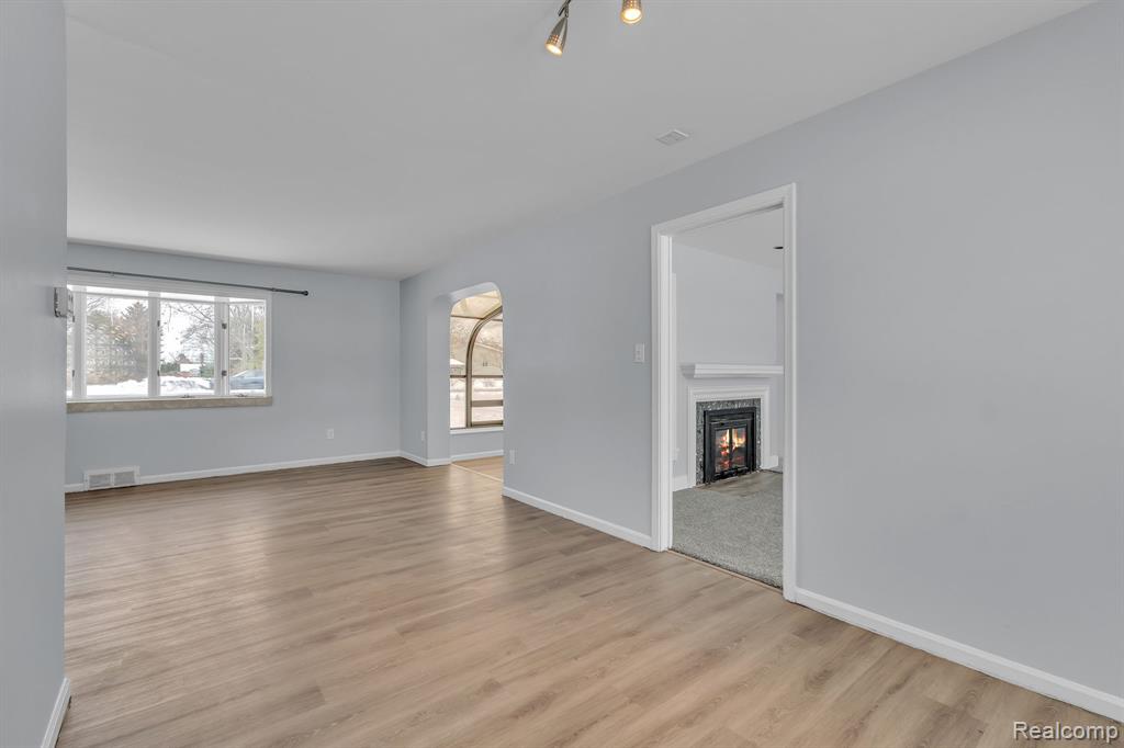 6576 Inkster Road, West Bloomfield, MI — Photo 19