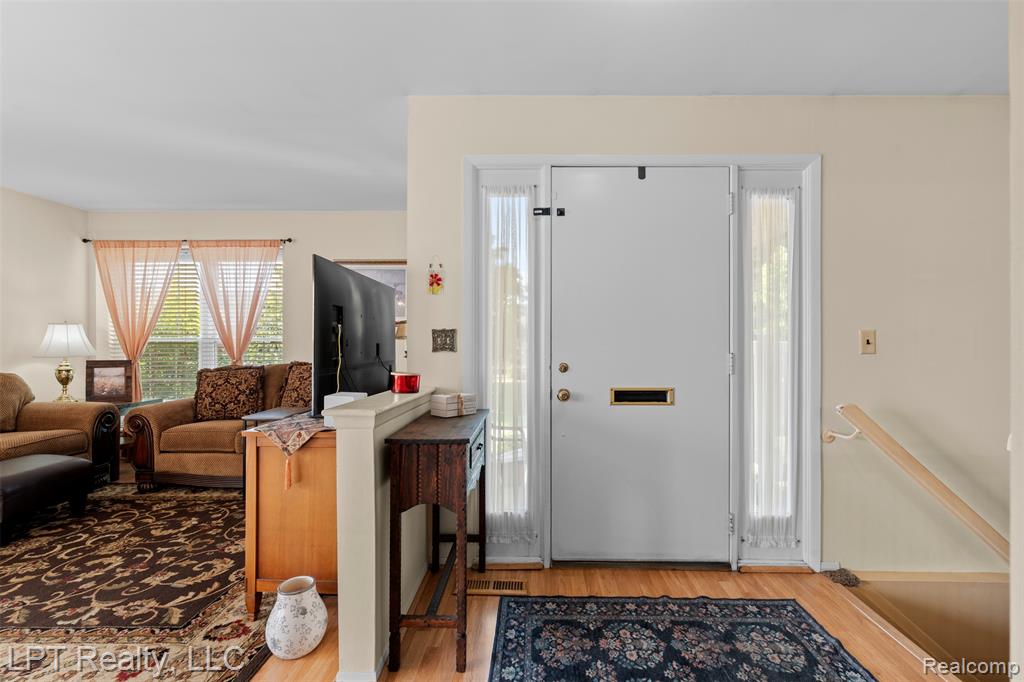 40699 Newport Drive, 256, Plymouth, MI 48170 — Photo 3