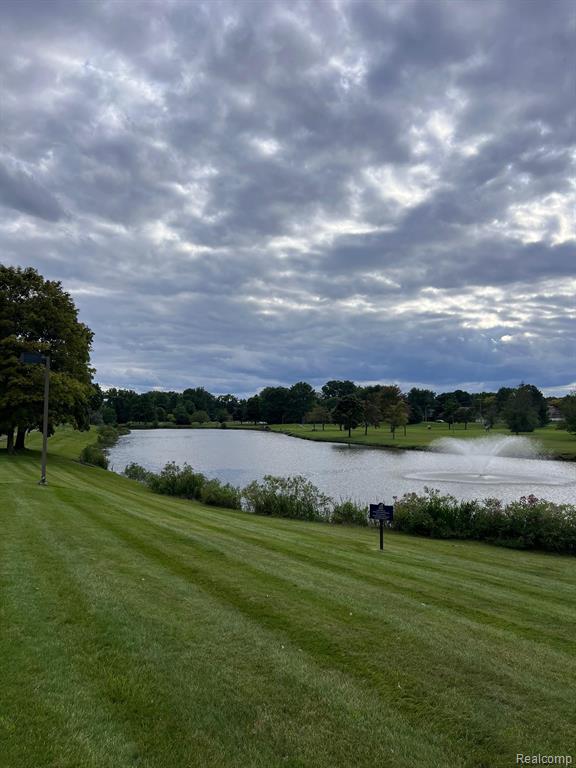 1815 BRENTWOOD Drive, Troy, MI 48098 — Photo 42