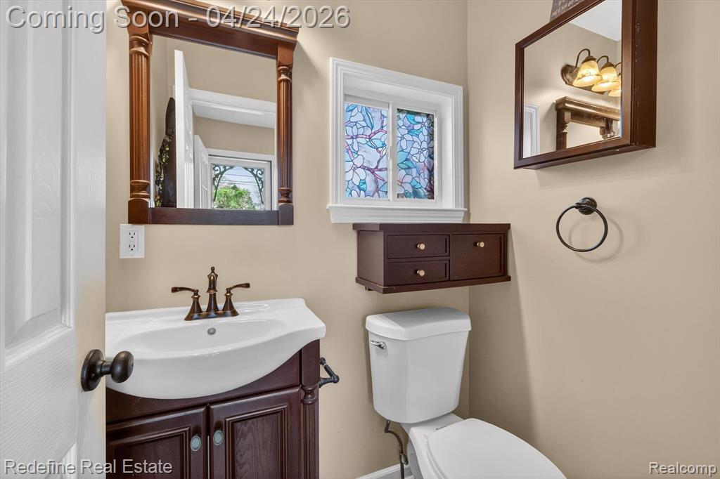 33124 Marquette Street, Garden City, MI — Photo 18