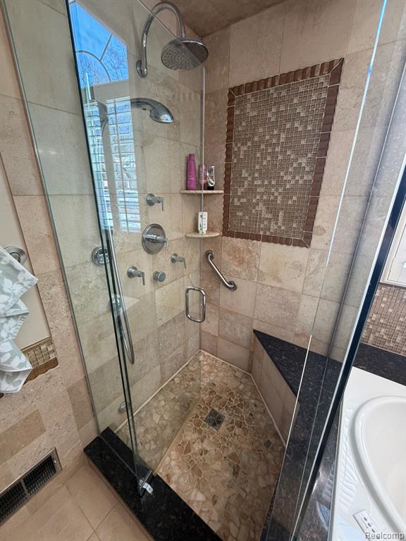 6301 Mission Drive, West Bloomfield, MI 48324 — Photo 26