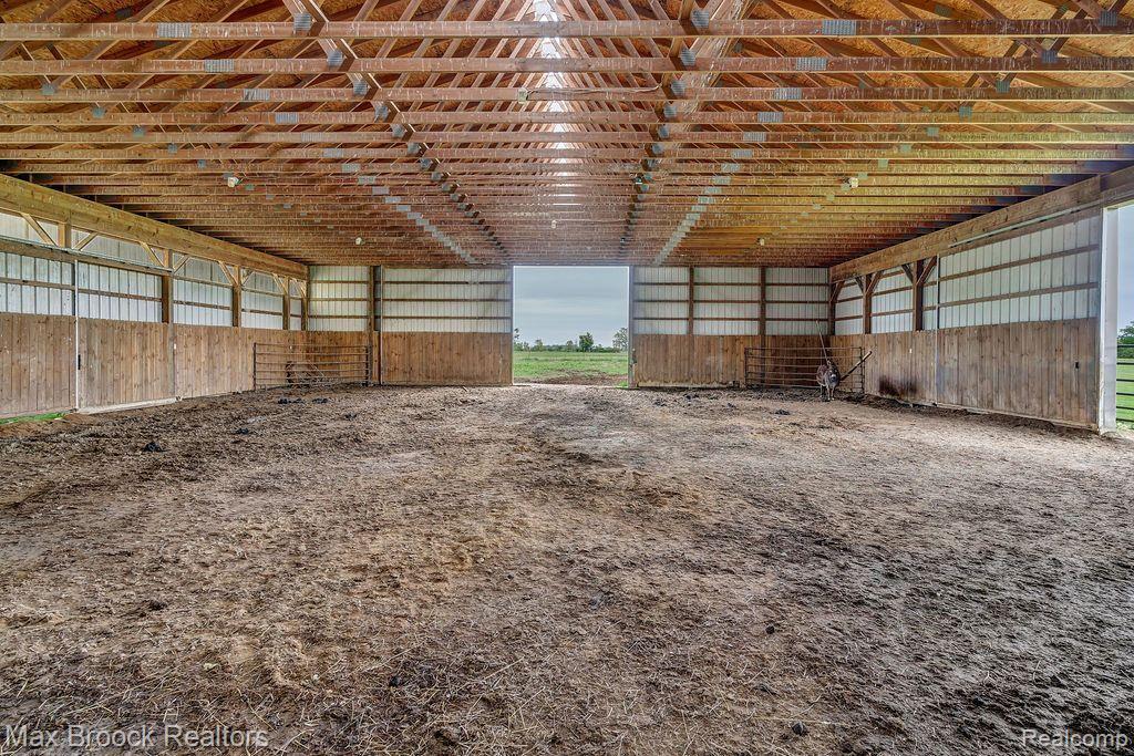 8661 TURNER Road, Imlay City, MI 48444 — Photo 37