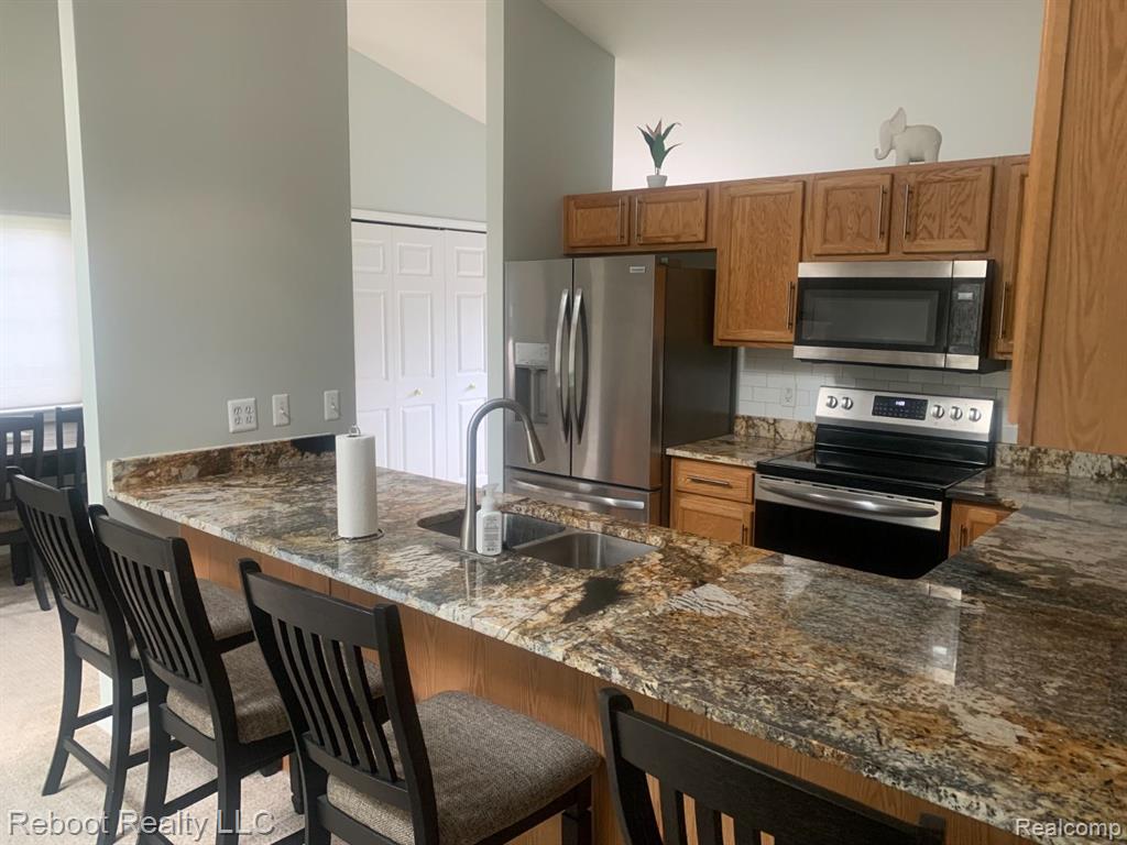 7019 MAGNOLIA Lane, Waterford, MI 48327 — Photo 7