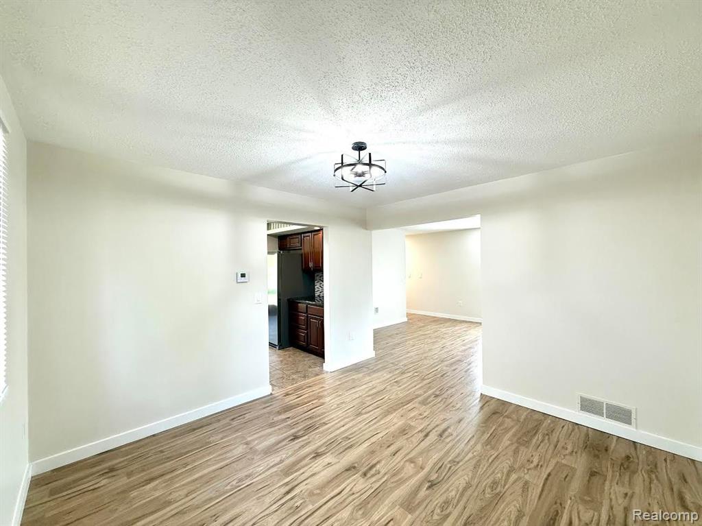 6505 POCAHONTAS Street, Westland, MI — Photo 15